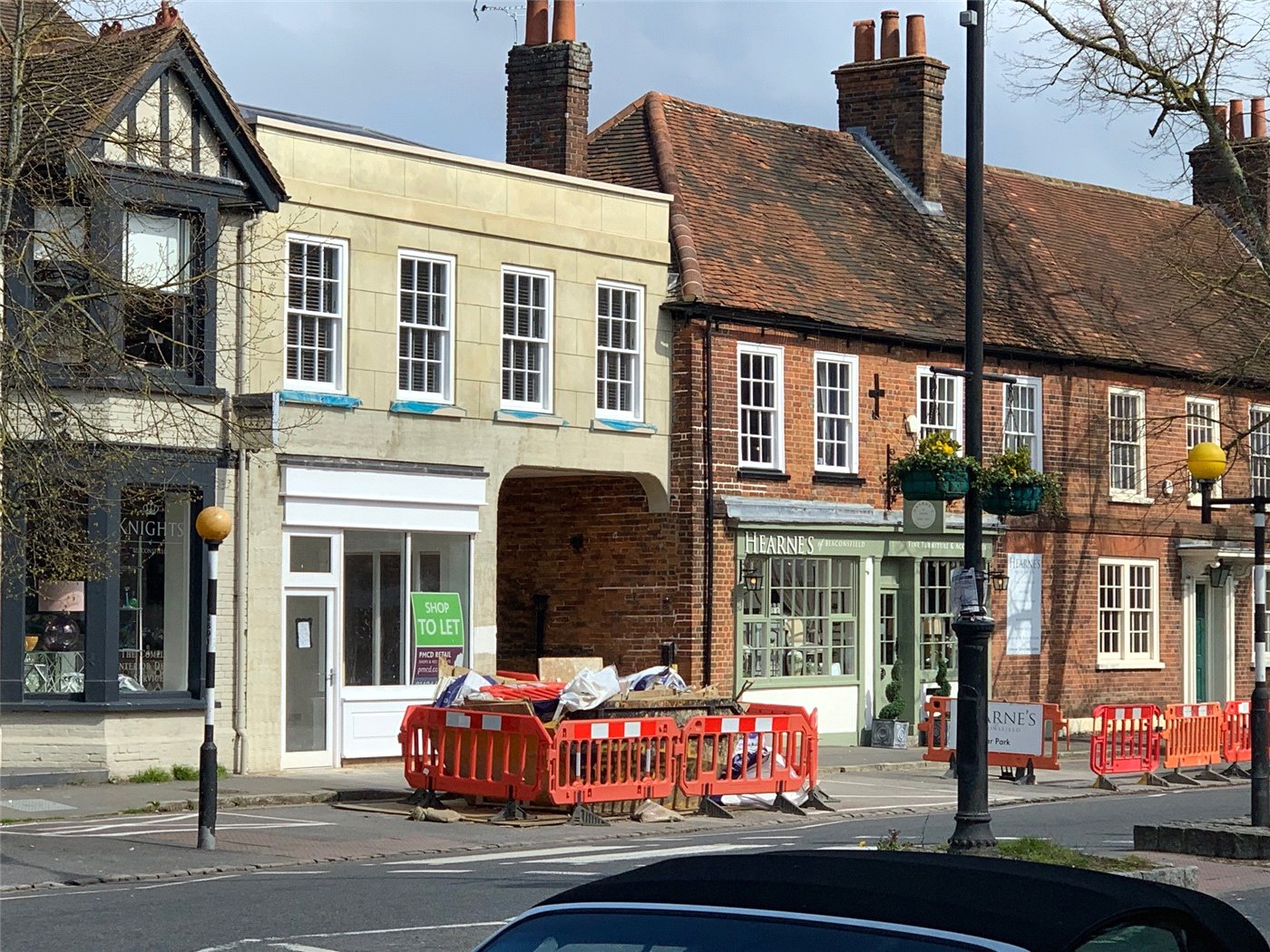 London End, Beaconsfield, HP9